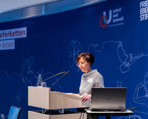 Fachkonferenz der Stiftung Arbeit und Umwelt der der IG Bergbau, Chemie, Energie Fachkonferenz „Auf dem Weg zu nachhaltigen Lieferketten“ Carola Dittmann, Stiftung Arbeit und Umwelt der IGBCE © MKH